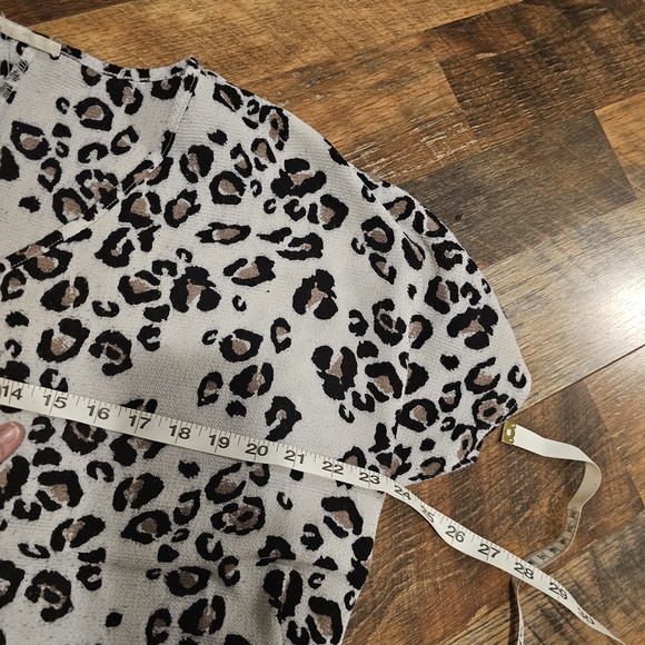 Leopard Print Top - Picture 6 of 9
